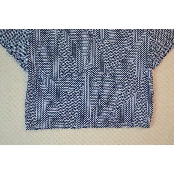 Chico's Women's Medium Blue Geometric Batwing Short Sleeve Blouse - Picture 3 of 15